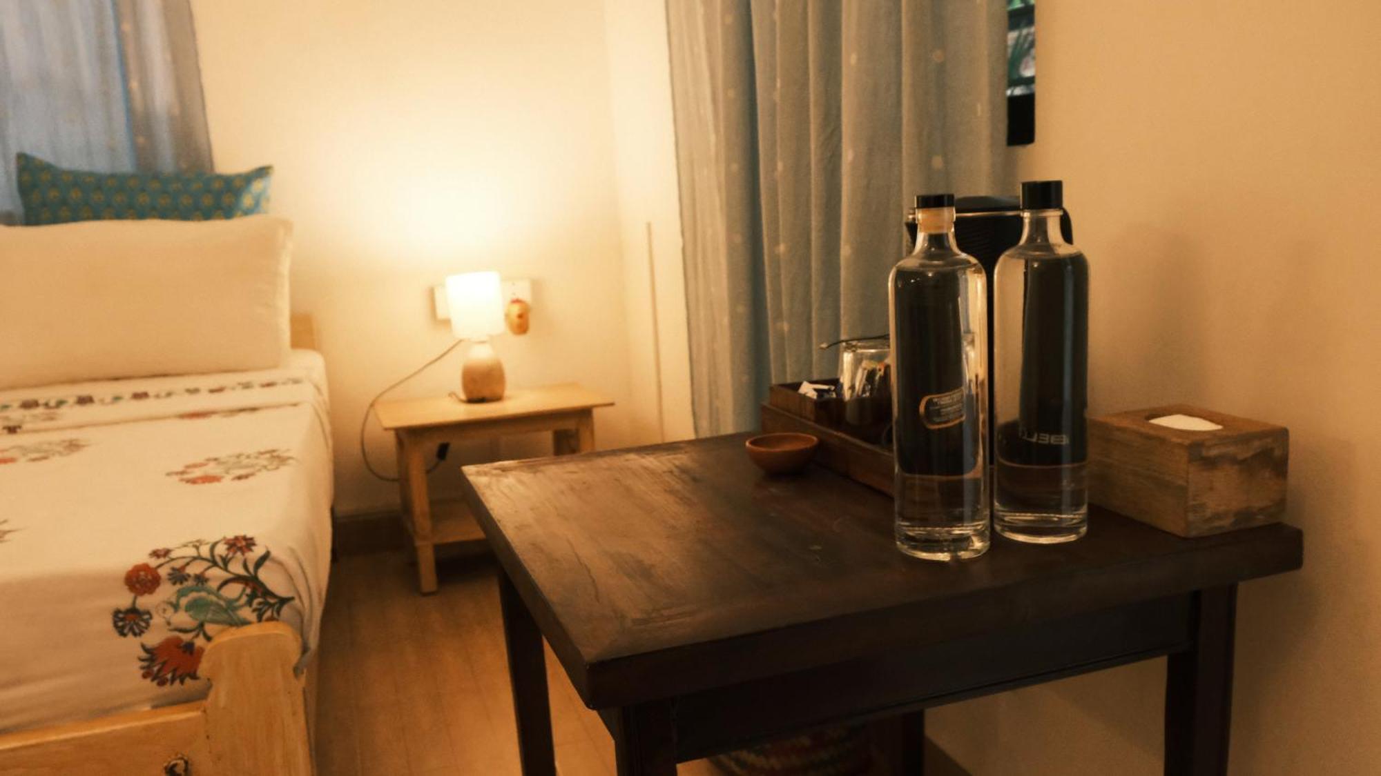 Coco Moon Hotel Morjim Bagian luar foto